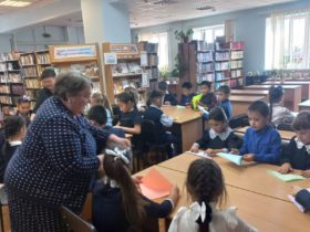 Час родного языка «Буряад хубсаhан» для учащихся начальных классов в Дульдургинском районе 2