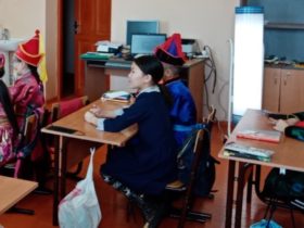 Час родного языка «Буряад хубсаhан» для учащихся начальных классов в Дульдургинском районе 7